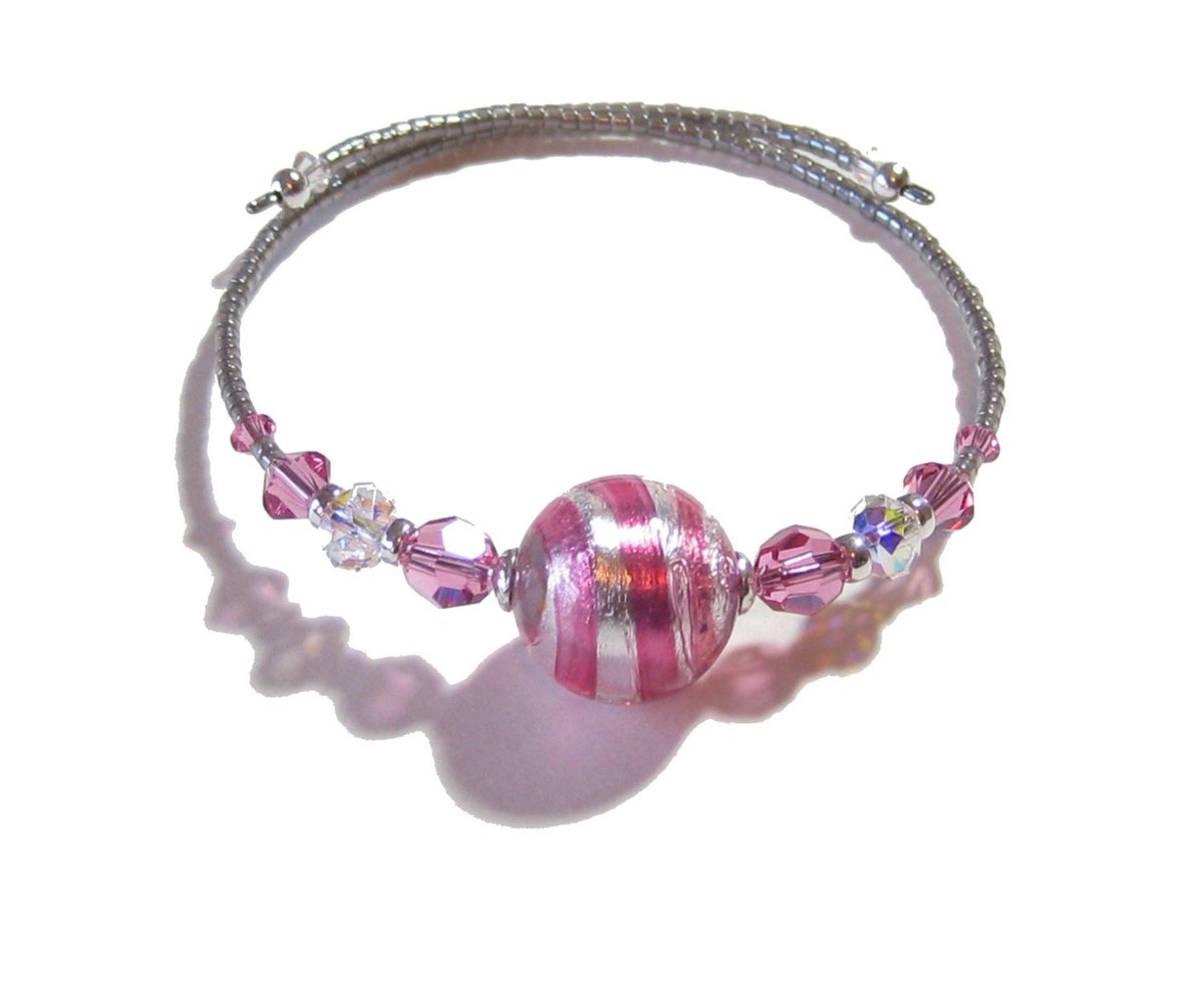 JKCMurano's tweet photo. Murano Glass Pink Silver Ball Bangle Bracelet, Venetian Jewelry, Ita… https://t.co/hNOEw4zlFh #etsymntt #GlassBangle https://t.co/ZEzOB9dTuf