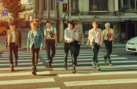ZIEdelaCruz's tweet photo. Bts 4th mini album.Concept photo:EmeGhed it feels like Im going to Die.NO!!! Panagutan nyo muna ko.XD https://t.co/dlq3NW1jb1