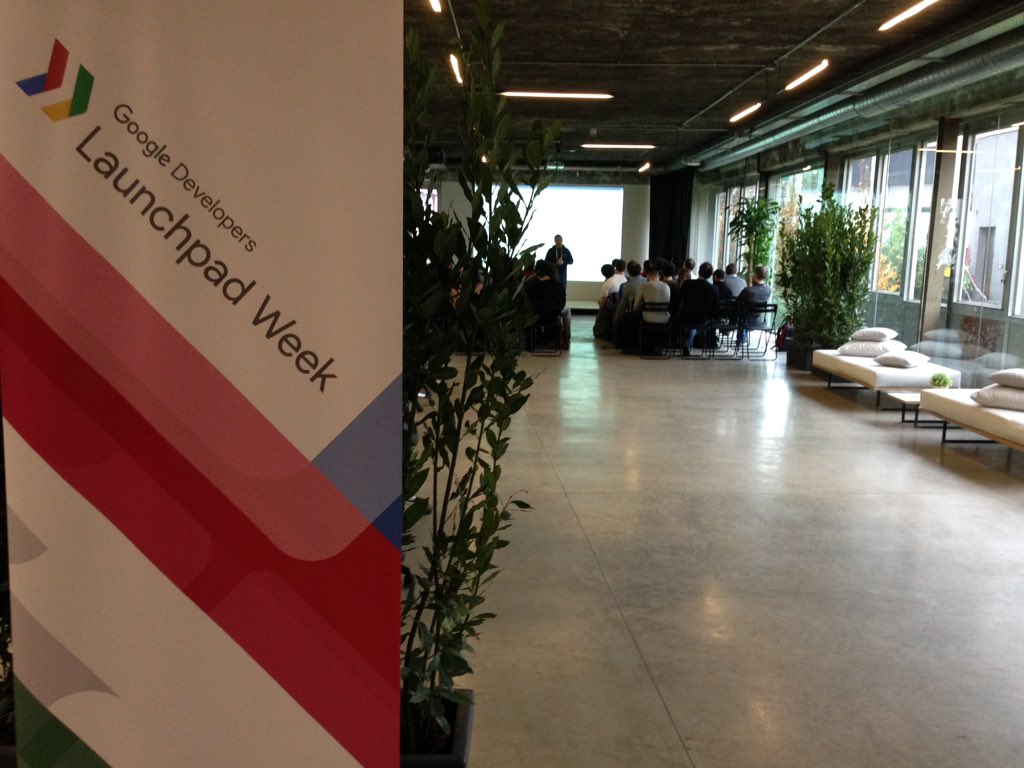 RubenLasen's tweet image. #GoogleLaunchpadWeek at @TalentGardenit #Calabiana Let&apos;s get started! @googledevs @tag_school