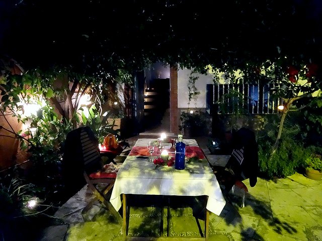 BarcelonitBlog's tweet photo. Interesante! Restaurante clandestino La Huerta del Bajo Lugar #Barcelona
https://t.co/xTiMgw0yee vía @ExquisitsCat https://t.co/1Vk1lUdsde