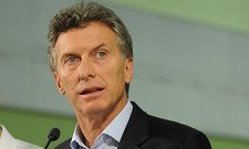 C_Liberal's tweet photo. Miles de personas celebran en numerosas ciudades de Argentina la victoria de Macri https://t.co/0VDpbcv1FM https://t.co/aZnNOHRYrP