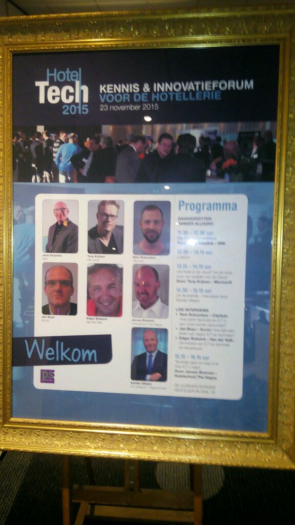 esselinj's tweet photo. Ready to rock n roll for #hoteltech2015 #bigdata #keynote https://t.co/LoXFckRjqg