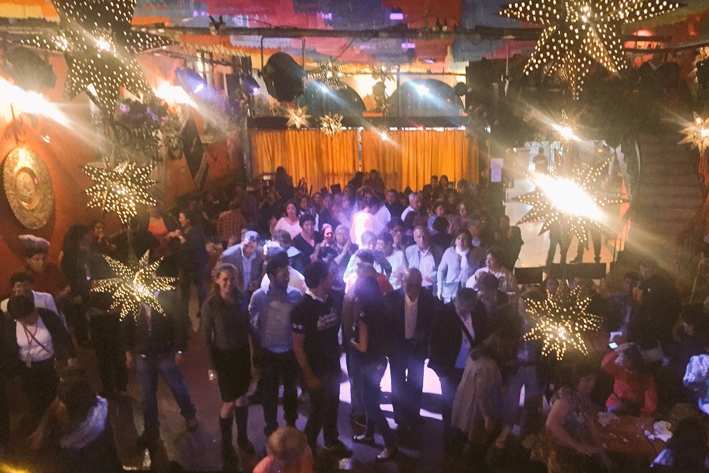 SWMexicoCity's tweet photo. After #GSB2105 RT @RubiMarinL: Me enamoré 😻 como dijo Juan Gabriel @SWMexicoCity #SWMexicoCity https://t.co/YHfb5377B1