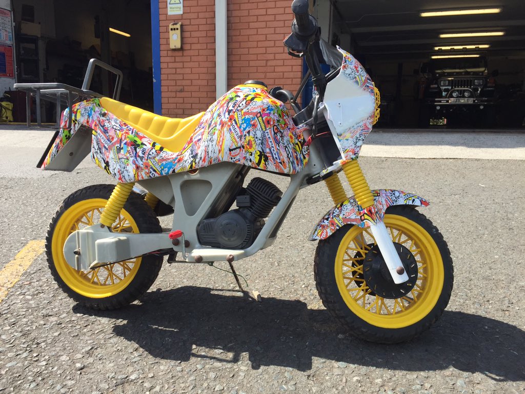 WsHydrographics's tweet image. Customer&apos;s lad wanted to match our demo bike, came out pretty good