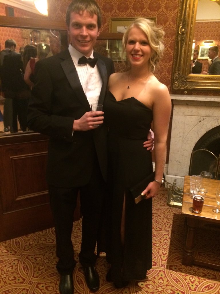 katherine__j's tweet image. Can I do this weekend all over again? 👸🏼💃🏼🍸🍾💑👯 #lovedit #princessforanight #bringonjanuary