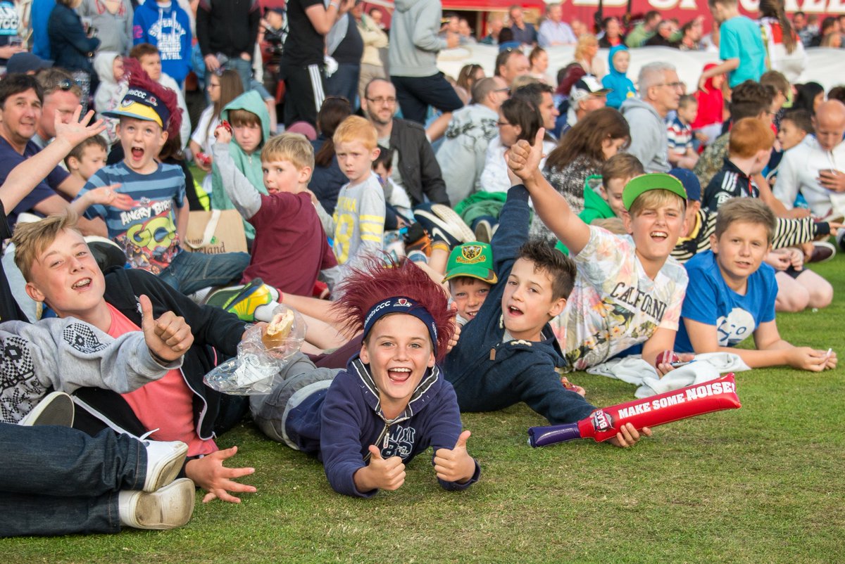 NorthantsCCC's tweet photo. @ECB_cricket Confirm record crowds during 2015 season! Big thanks to our supporters and fans. #letsGoSteelbacks https://t.co/29vpiGkfpu