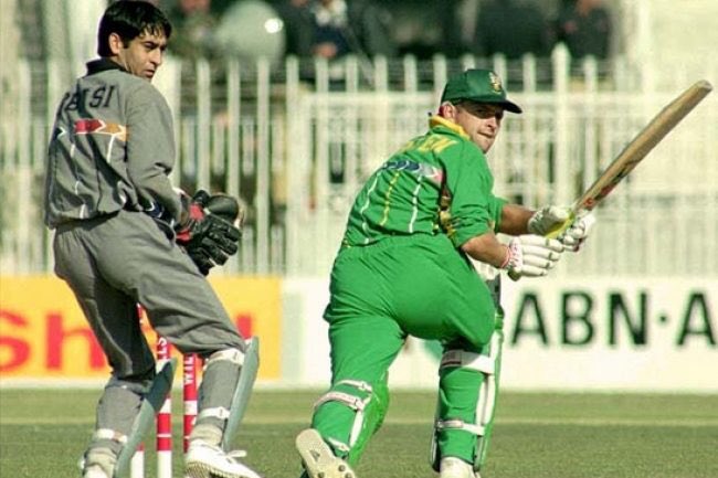 Happy birthday to former batsman & coach the legend that is have a good one! 
