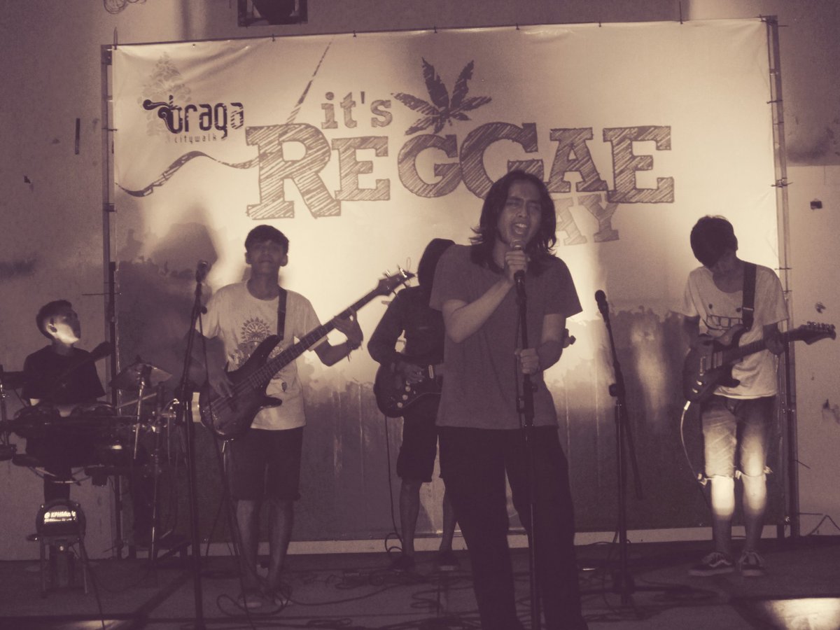 Kemaren minggu sore di BragaCityWalk #BragaReggaeDay !!!
