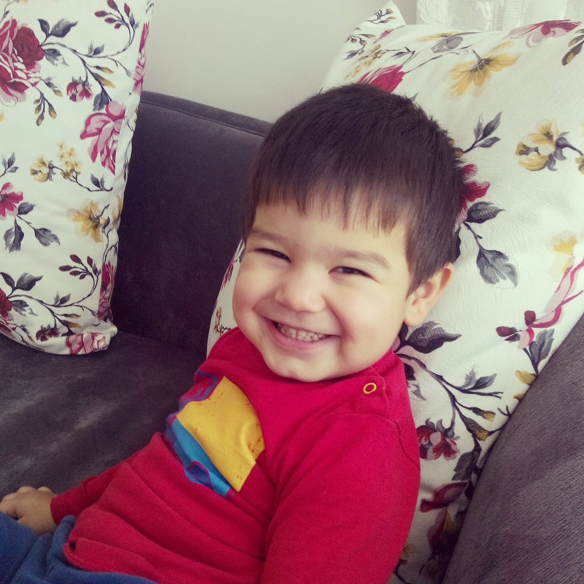 ZelkDemet's tweet photo. #gülmekgüzeldir #encok #çocuklarayakişir https://t.co/pmQifnMC5d