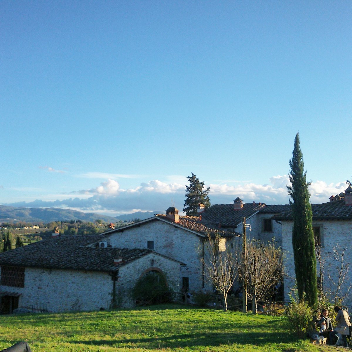 BiancaPetruzzi's tweet photo. #natalealpoggio #BorgoBottaia #Firenze https://t.co/vETfQE3ftc