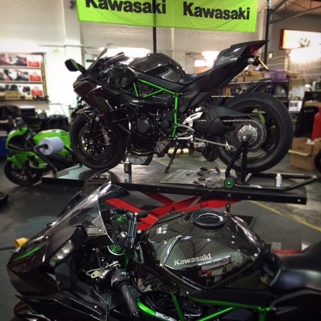 Got my work cut this morning! <a href="/CCKawasaki/">Clay Cross Kawasaki</a>  #kawasaki