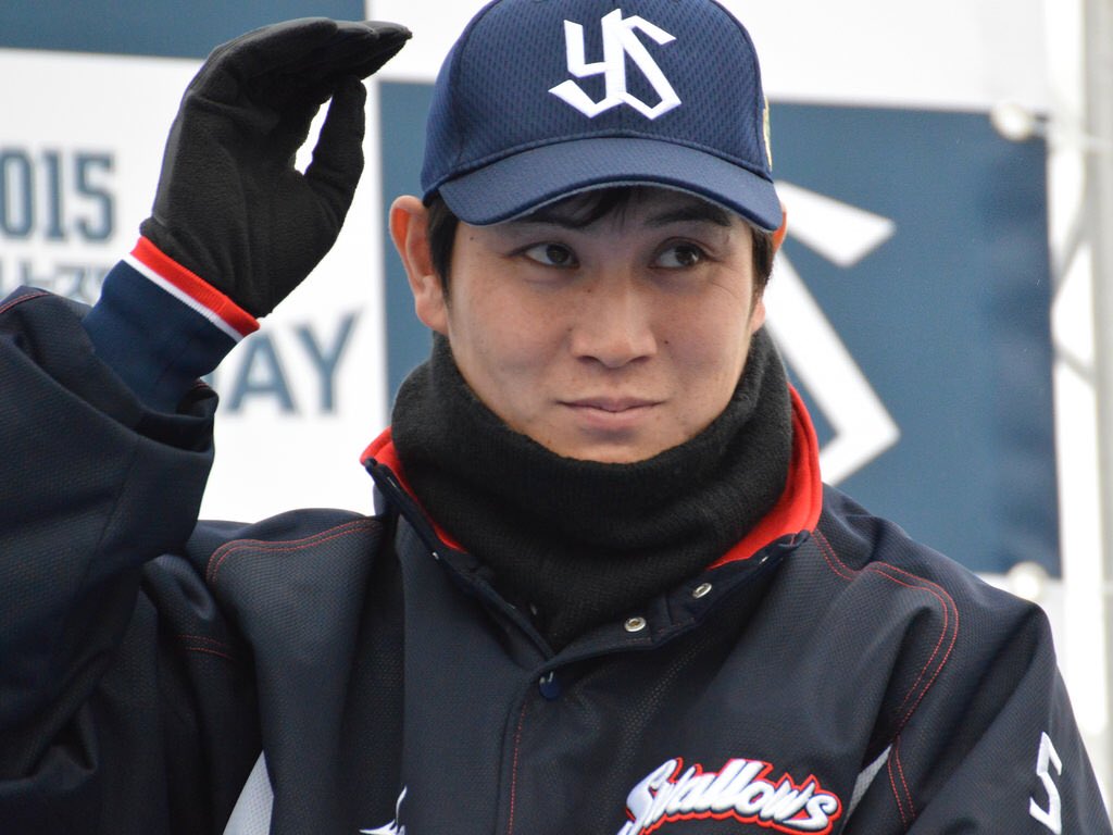real_ab5's tweet photo. 枚数多すぎて時間かかるから、取り急ぎこれだけ…！今日の川端慎吾さんはびっくりするくらい本当にかっこよくて麗しんごさんでした…燕のプリンス様すごいよ〜〜 https://t.co/W9XEOsjTIg