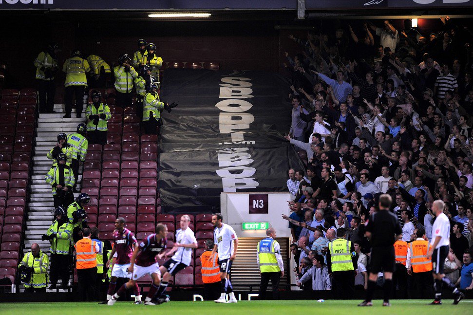 Suporter West Ham Ditusuk Saat Timnya ke Kandang Spurs cnn.id/93539