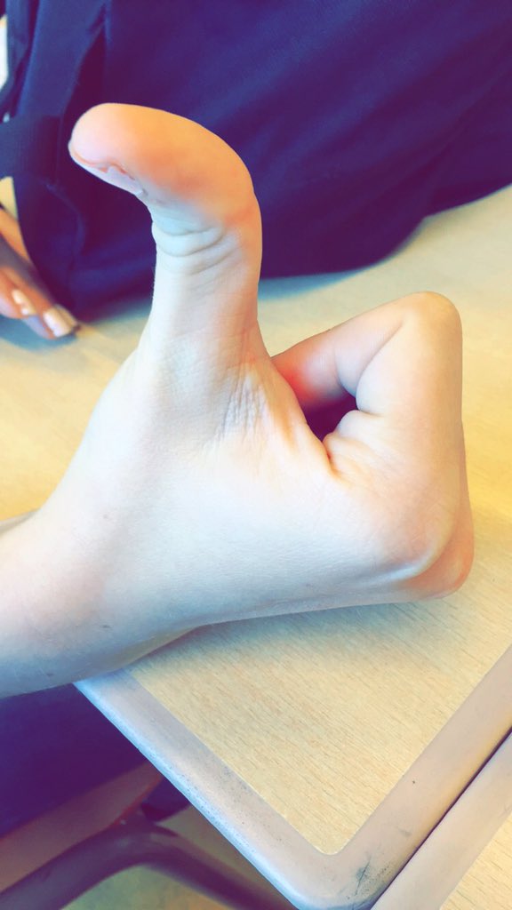 vipwachtwoord's tweet photo. Geef een blauw duimpje opzij op #StoryOfThulas #TeamVIPFTW https://t.co/7xA7zcYLyR