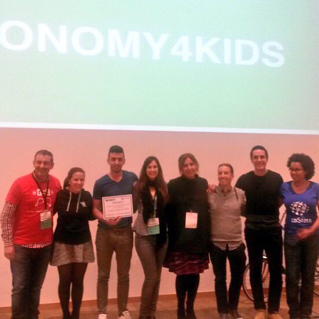 Experience_3D's tweet photo. RT davidmcalduch: proyecto economy4kids 3º Premio en swvalenvia #GSBValencia #GSB2015 #Startups https://t.co/riAkeRYNbT