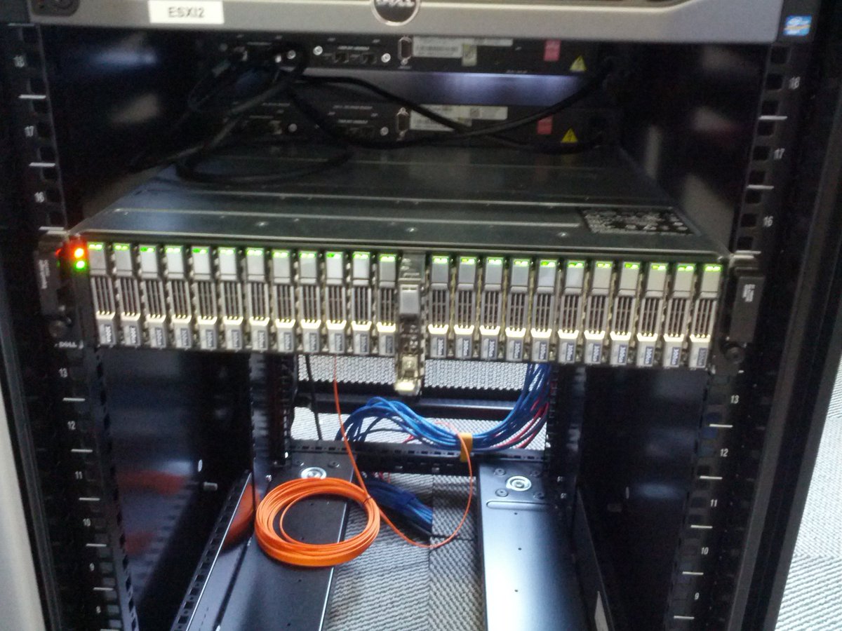 Teddy_37's tweet image. La semaine commence bien... #DISKFAILURE