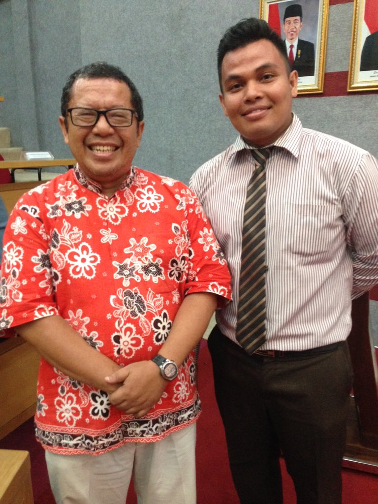 Terimakasih banyak buat ilmunya pak <a href="/onnowpurbo/">Onno W. Purbo</a> jgn bosen2 ke <a href="/FIKUBL/">Ilmu Komputer UBL</a> pak