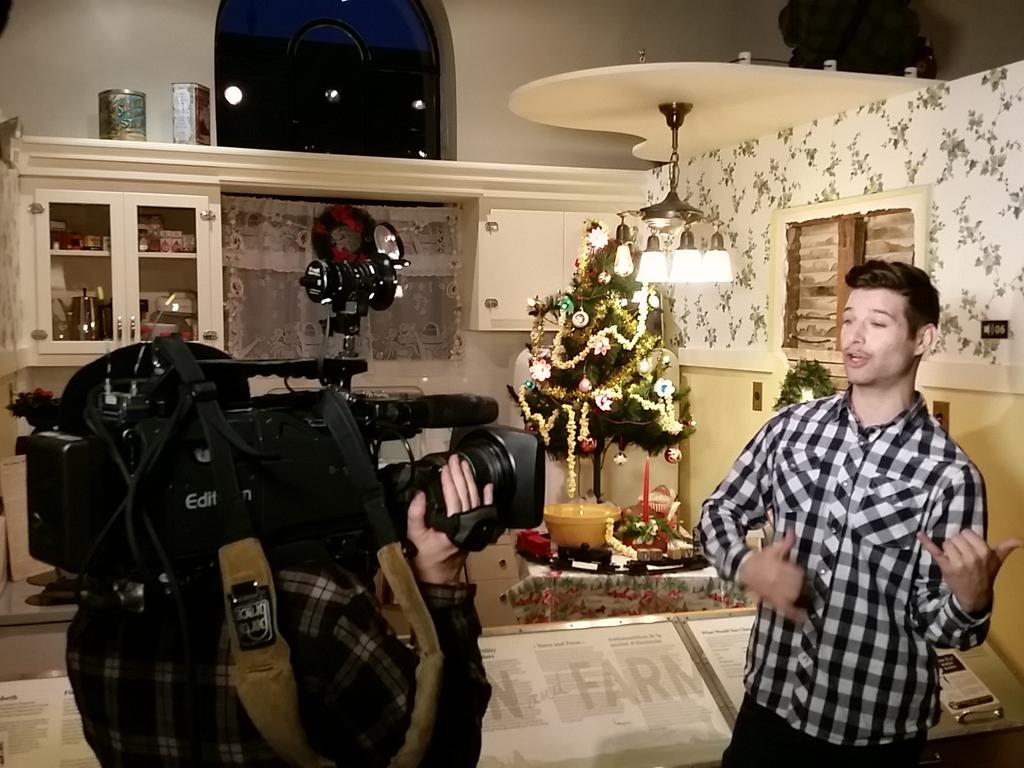 CityErica's tweet photo. LIVE at the Manitoba Electrical Museum!Learning the history of Christmas lighting at the #AllThatGlows exhibit. https://t.co/QPx7imtvKA