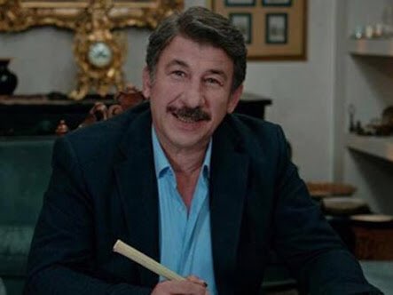 ACigdemBatur's tweet photo. Vefat haberini şimdi aldım ve çok üzüldüm..Rabbim rahmet eylesin.Seni hep gülen yüzünle hatırlayacağım İsmail Abi :( https://t.co/pdAk357TPg
