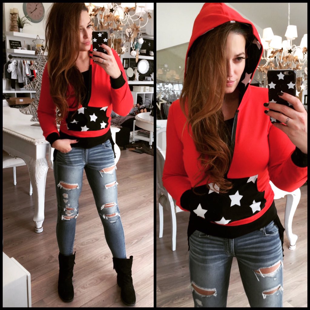 SissyChristidou's tweet photo. Red hot chili hoodie🔥
#PerfectWithJeans #LookOfTheDay #WearAllDay #NewLove #Minisizers
https://t.co/fsdE1UYNKG https://t.co/0bpmDOHDUd