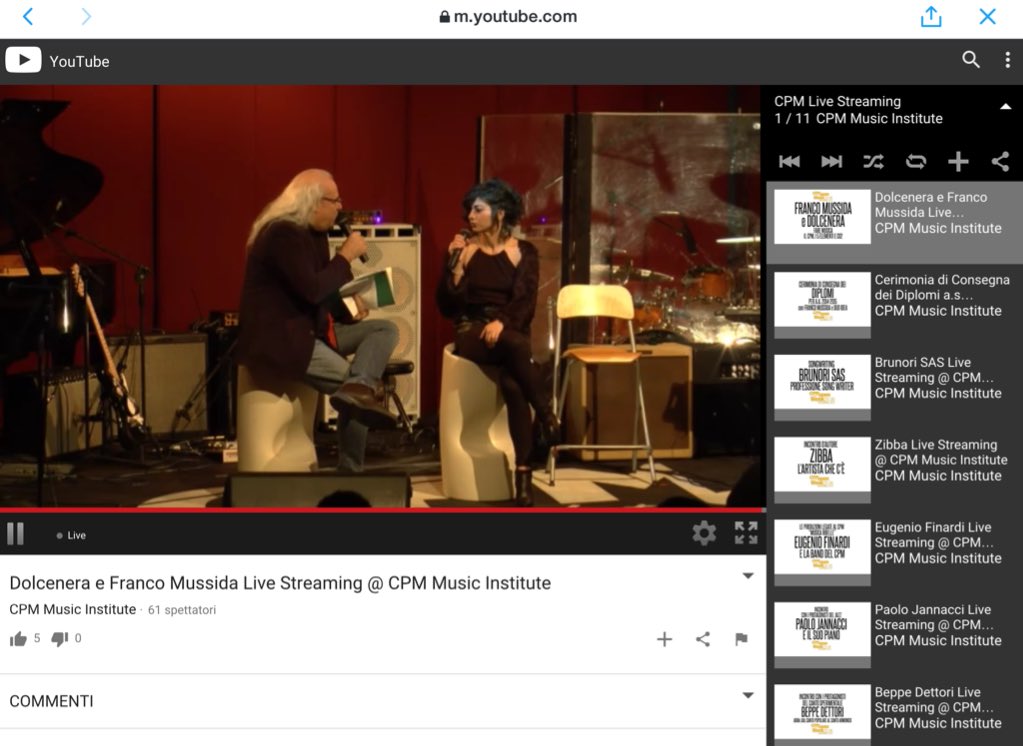 ManuDolcenera's tweet photo. Interessanti e divertenti Lezioni di musica con #FrancoMussida #tuttoquellochedevisapere #openweek2015 @CPMmilano https://t.co/pIUXnXc5R2