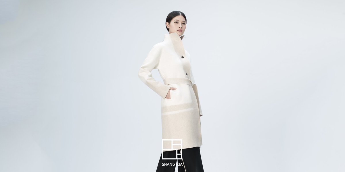 ShangXia's tweet photo. Collection Sculpture, les manteaux sans couture.

https://t.co/2tG3sIL7Xk https://t.co/AR05XybTYt