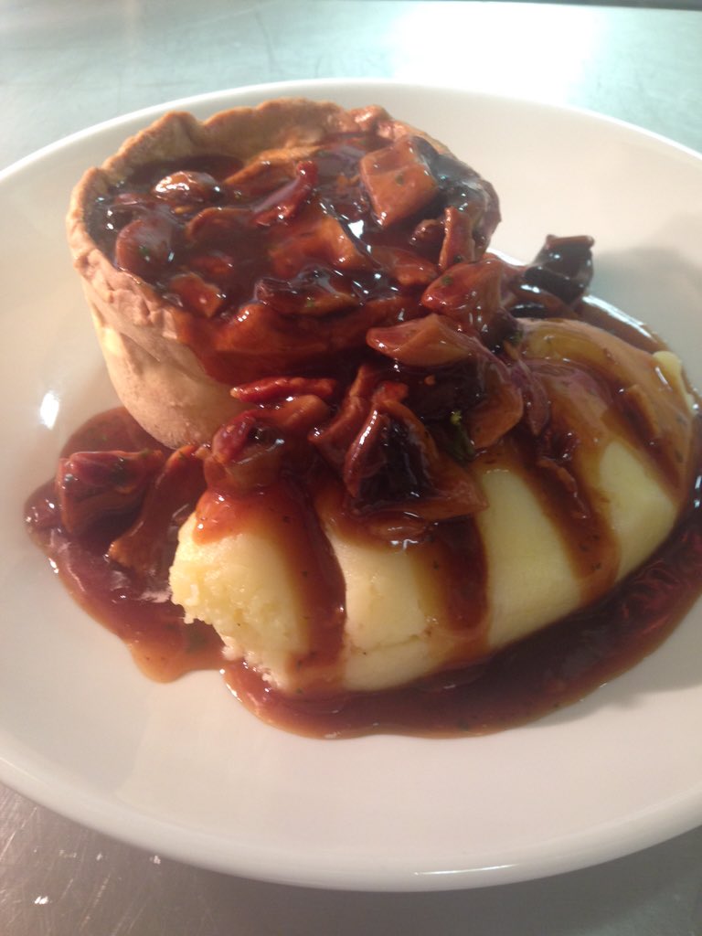 Beef Bourguignon pie one great classic inside another! #pie