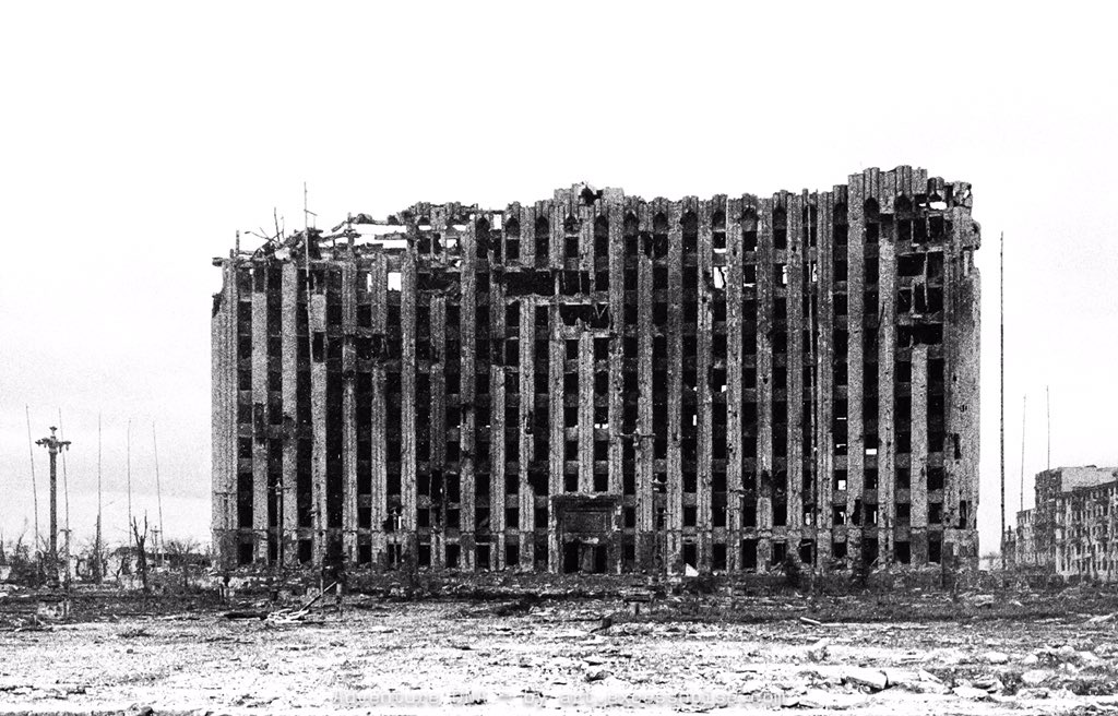 CriticalCentury's tweet image. To solve #terror #climate +all othr prblms, 2 wrds: 'global collaboration' vs. nationalism, racism, elitism.