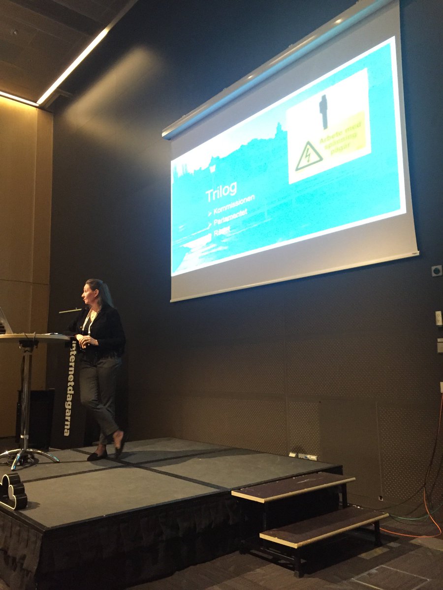 jonasl's tweet photo. Caroline på Klarna pratar om GDPR https://t.co/lMGUNhh2yg #cloudsecIND15 #dpforum @DPforumSwe #IND15 @Klarna https://t.co/NXsPypYGye