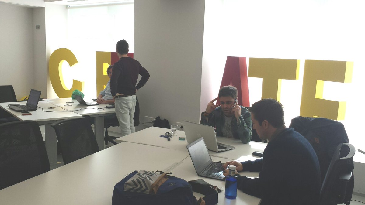 IEbusiness's tweet photo. MT @iestartuplab: Start up Lab studio at @IEbusiness #ieIMBA #iecreators https://t.co/K7c3ciFvLg
