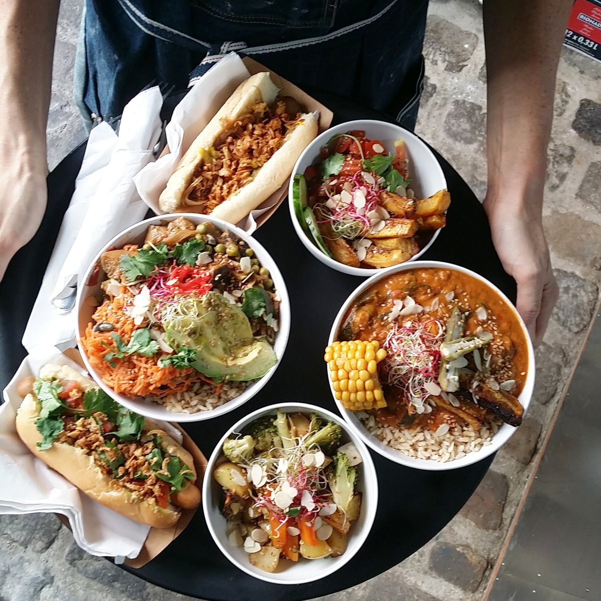 EAT GOOD 
#vegan #veggie #ital #paradis #veganbowl
