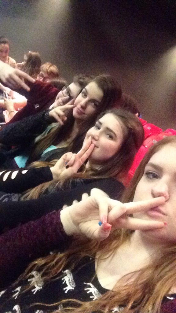 sxmanthauhl's tweet photo. HAPPY BIRTHDAY TO MY FAV HOE @shaeelyn_ 🎉😜 hope your day is as lovely as you💕💘 #gr10drama #musicalaf https://t.co/87zQA24wRA