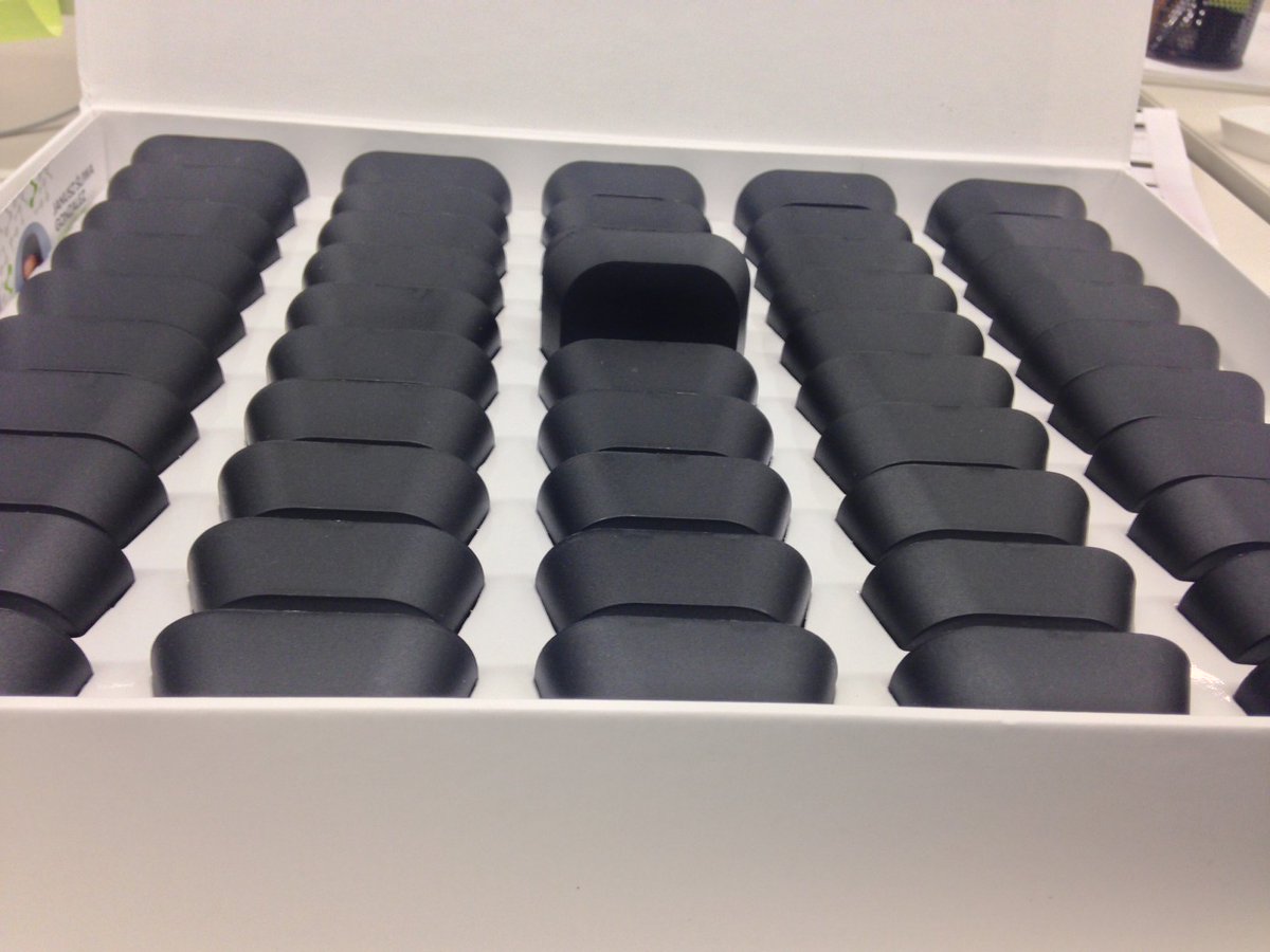 JSG3000's tweet photo. Beautiful way to start the week! RT @MOCAPlatform MOCA Is The New Black.  New #beacons from @Kontakt_io ! https://t.co/yi9ByQaRPt