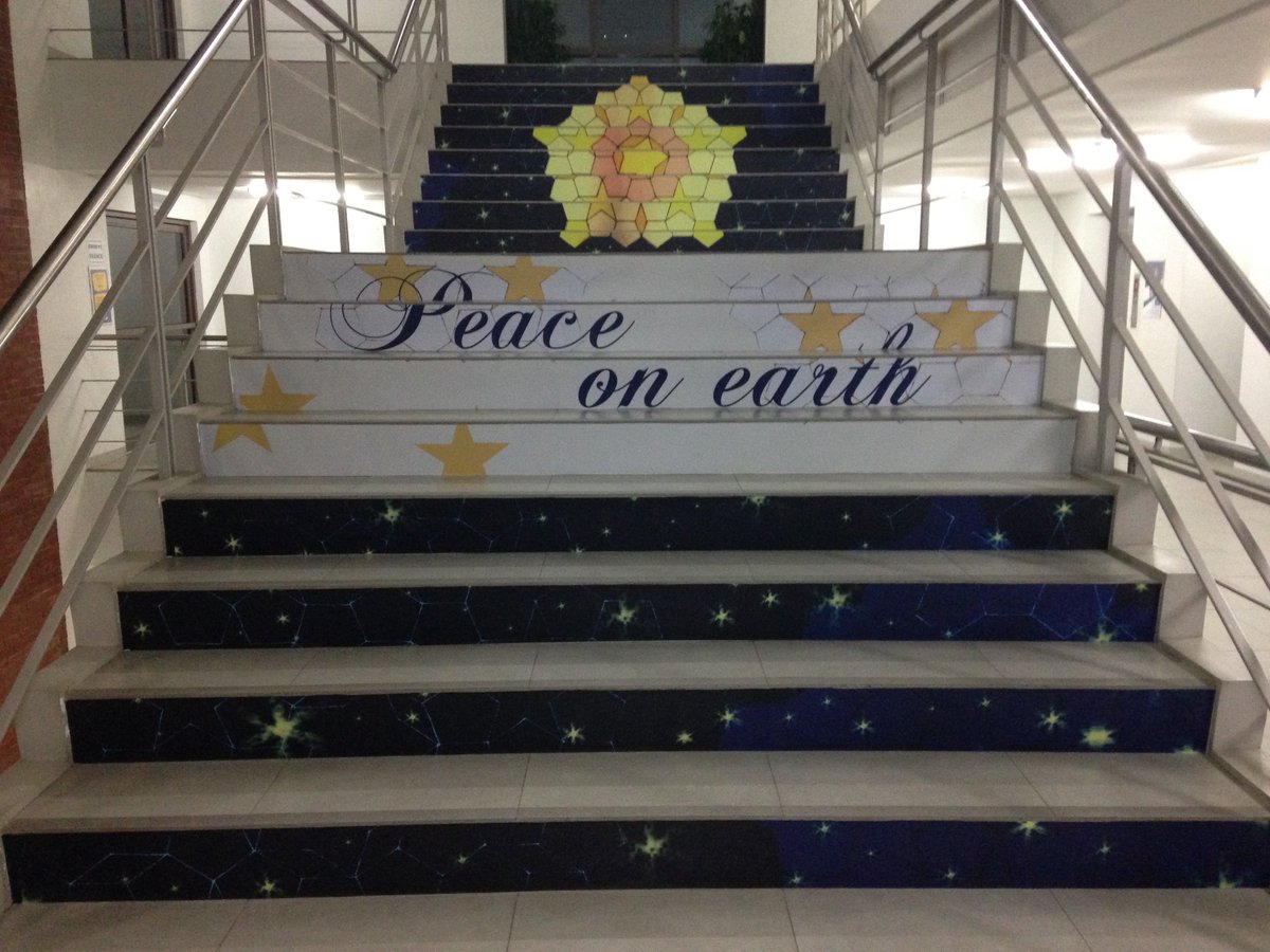 Rizal_Library's tweet photo. It's National Book Week! Have you seen #LibSteps lately? https://t.co/fG9t9vn2ez