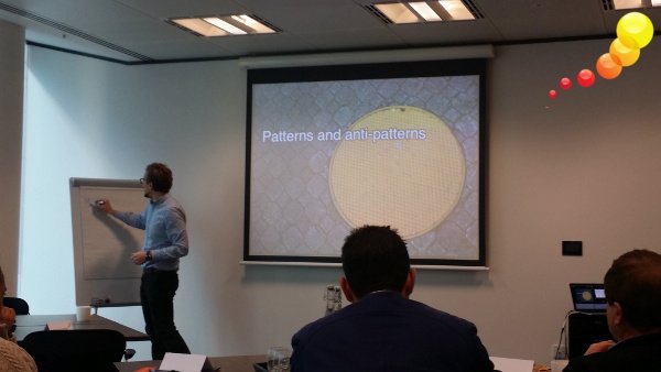 FrameworkTrain's tweet image. Using #BigData Patterns &amp;amp; Anti Patterns to classify data types / size / frequency &amp;amp; more for better results #BDW15