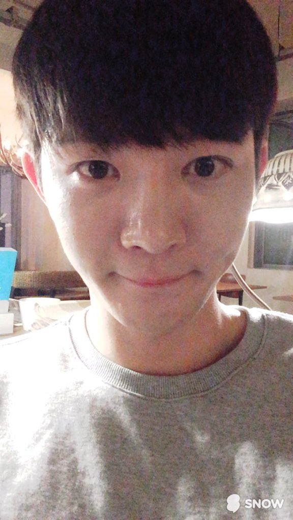 sohot_HL's tweet photo. #월요일 뎅 https://t.co/5Oq6klUTR3