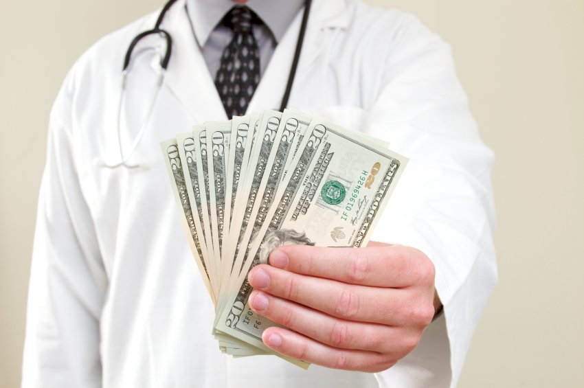 Lacktman's tweet photo. The payers ramping up #telemedicine reimbursement in 2016 https://t.co/eaQNNlKnb3 @nickreeldx @JohnNosta https://t.co/tfZOHkOq1k