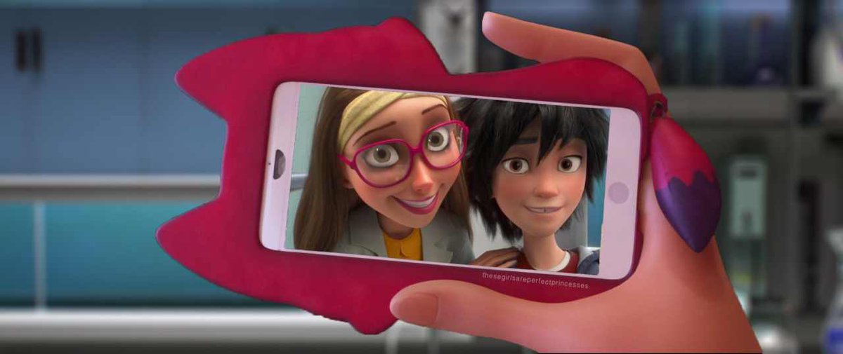 "I love taking pictures with Hiro, ─ he's so adorable!"