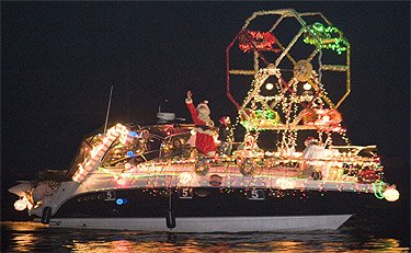 AtHomeInKeyWest's tweet image. The festive Season is upon us! Check out our new blog post at athomekeywest.com/blog to see what to do in December