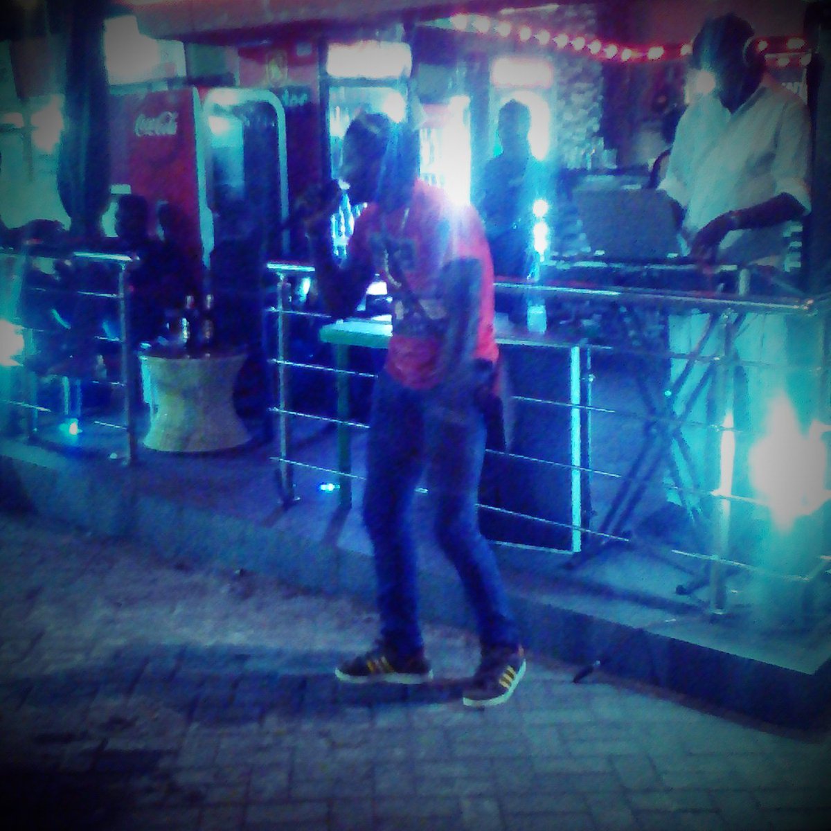 DAkrawn tweet picture
