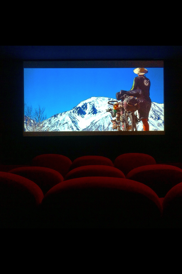 Solidream's tweet photo. Les dates de projection du film #Solidream sont à jour, vous pouvez jeter un oeil ici -->  https://t.co/OhmwxTMiK6 https://t.co/GmQU9FhKW6