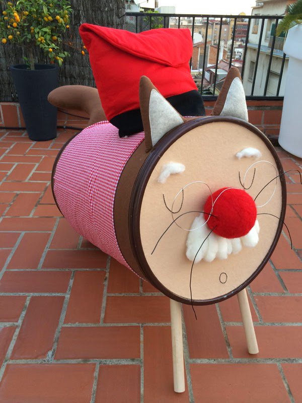 welovecatsmarkt's tweet photo. Este año tendremos el caGATió de @TEMEDOY y sorteo solidario con lotes de productos de los participantes! #wlcm4 https://t.co/Ckkj6EU78u