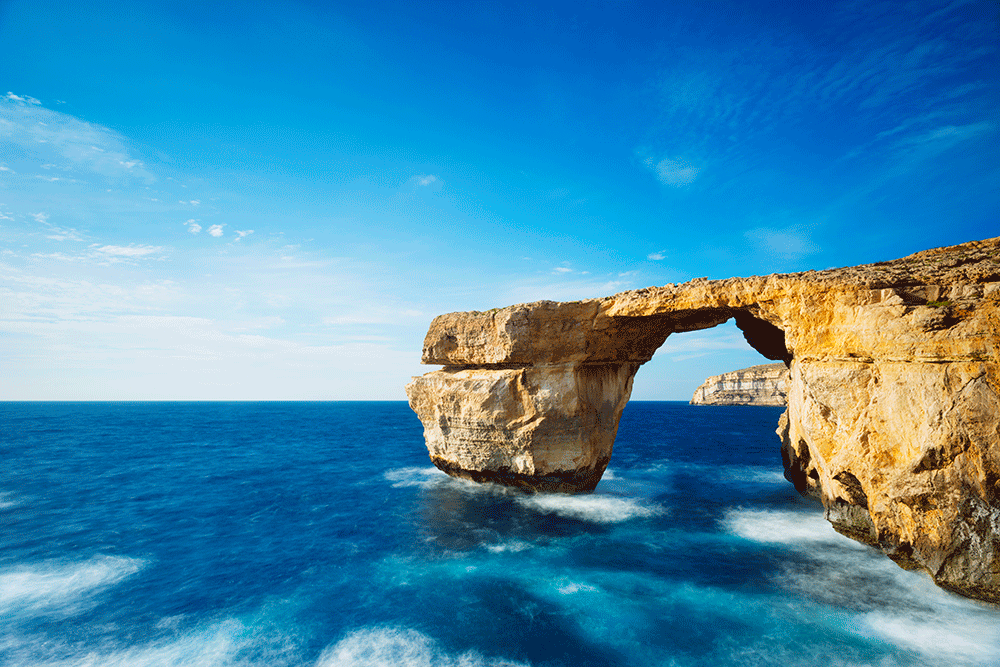 TravelLeisure's tweet photo. Get ready for your #Mondaymotivation: 50 must-see destinations.  https://t.co/Syw3ILinaZ https://t.co/n0ev4H7HZv