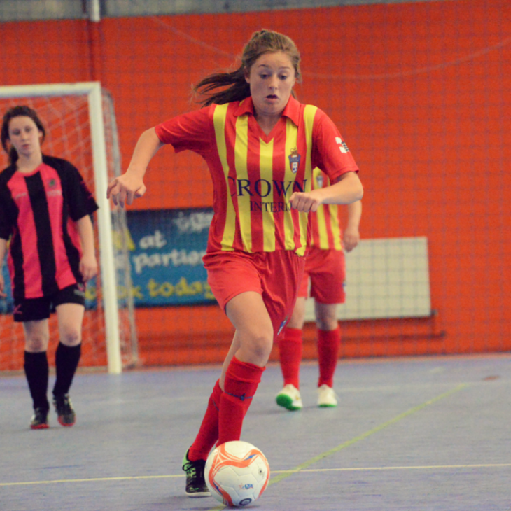 CHRISTMAS CRACKERS || Do your Year 11s or U16s team want to enter? Open to Boys &amp; Girls ow.ly/UXoAW