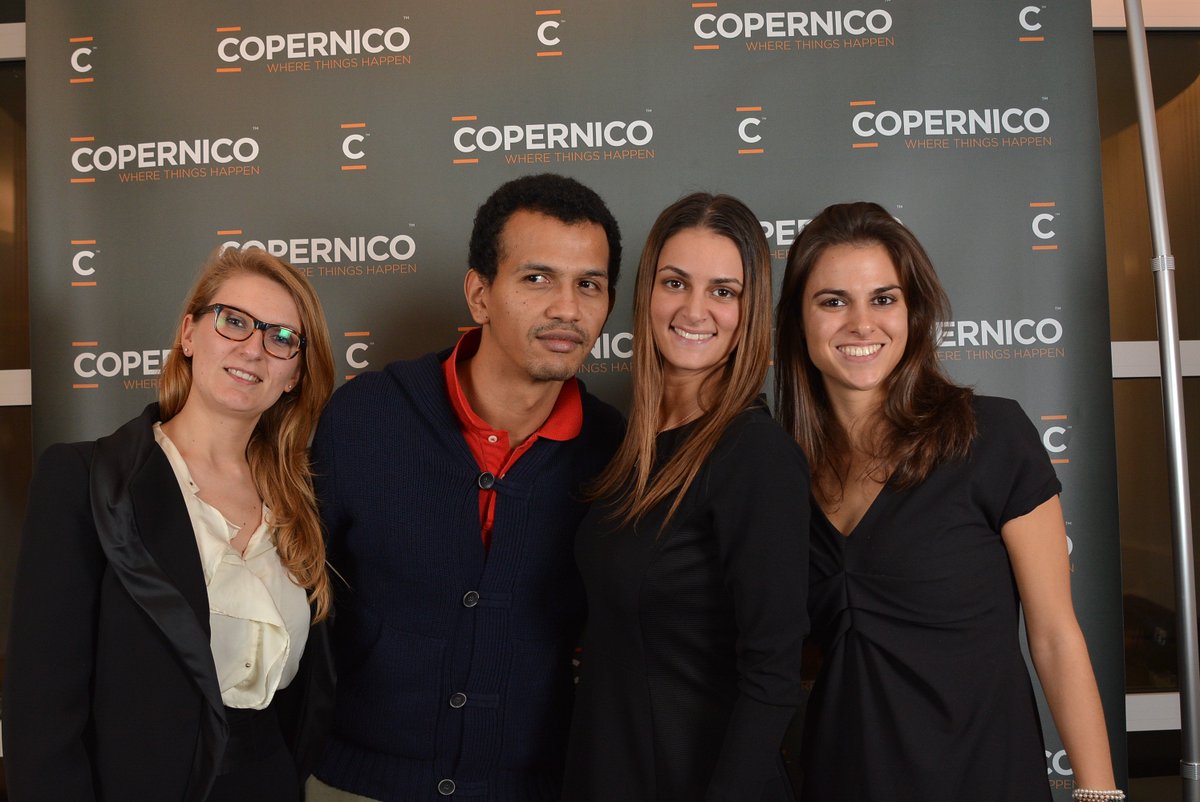 FoundMejob's tweet photo. @gianlucapedrine  with the full team of @FoundMejob 
#socialrecruting #startup #CEO https://t.co/NYUORMHZzP