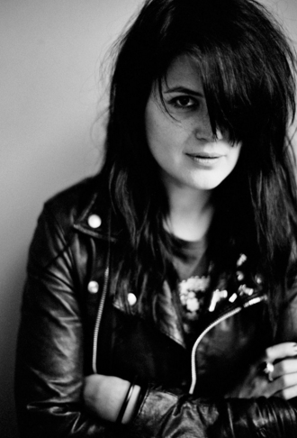 Happy 37th birthday to Alison Mosshart! Lead singer of The Kills and The Dead Weather.  