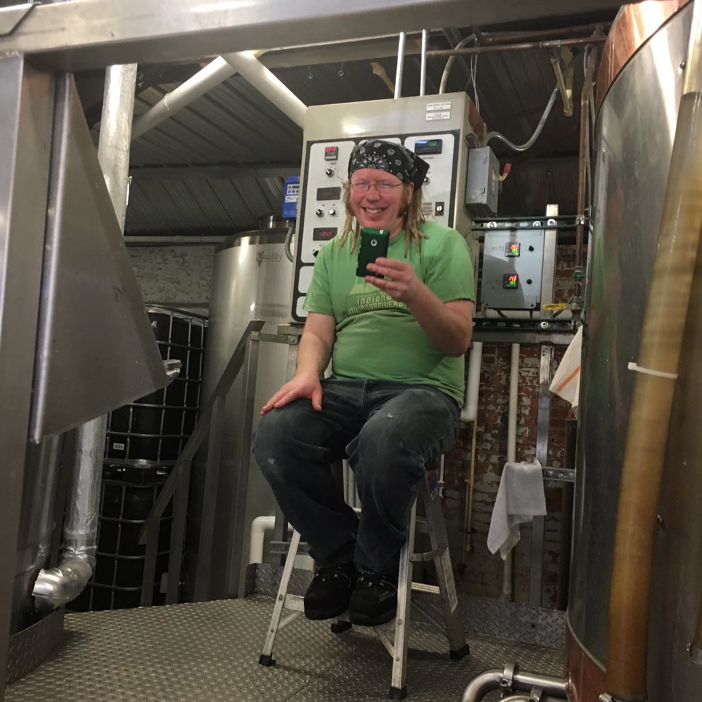 Arieschura's tweet photo. #BehindTheScenes #BreweryLife @TritonBrewing #BrewerMikey on the #BrewDeck on this chilly Monday morning #Cheers https://t.co/RKjmIqBOaY
