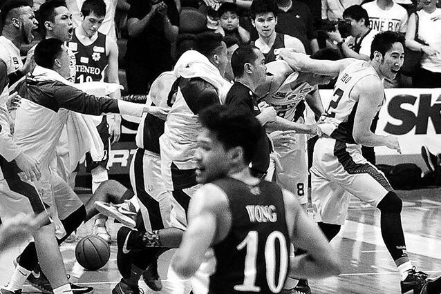 thefaultyy's tweet photo. when your dream flashed right in front of you.
missed chance. sayang lang. 💔 #shouldhavebeendifferent https://t.co/HRpCb9Q7TP