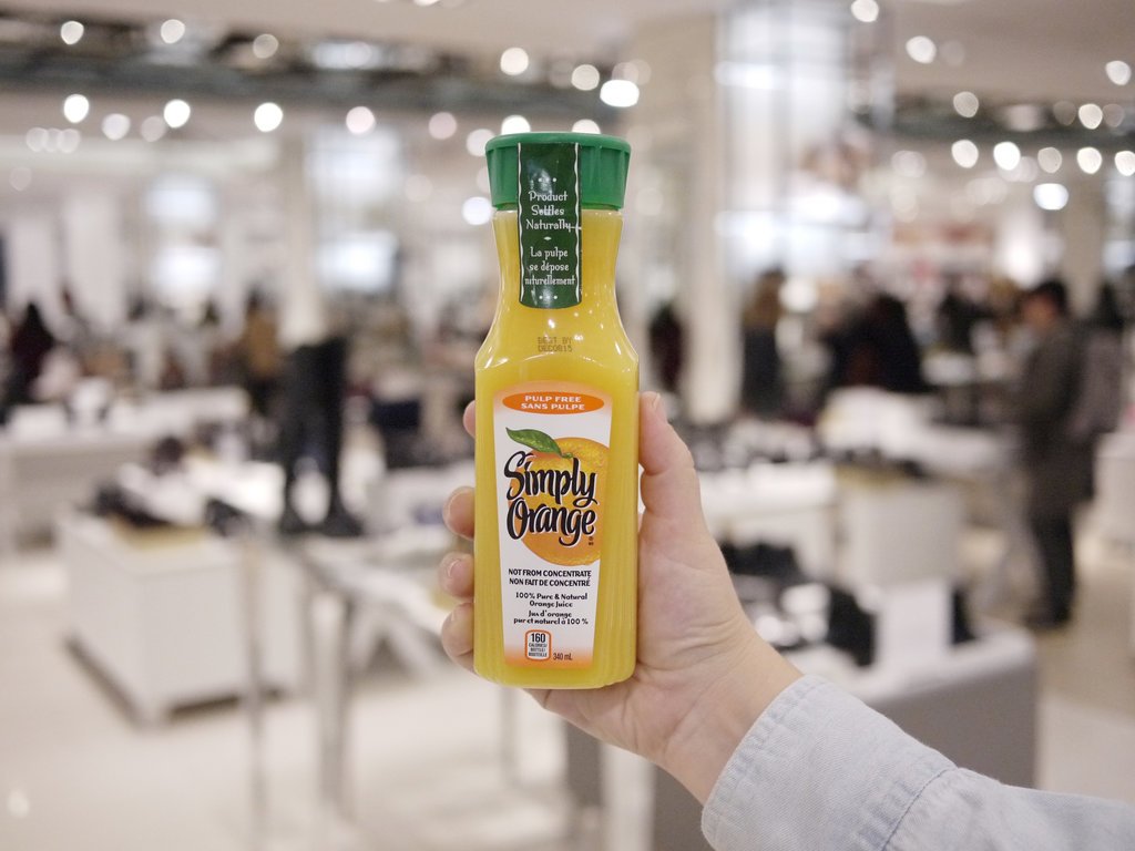 Shopping the trends while setting them too! #BlackFriday #Simply #SimplyOrange