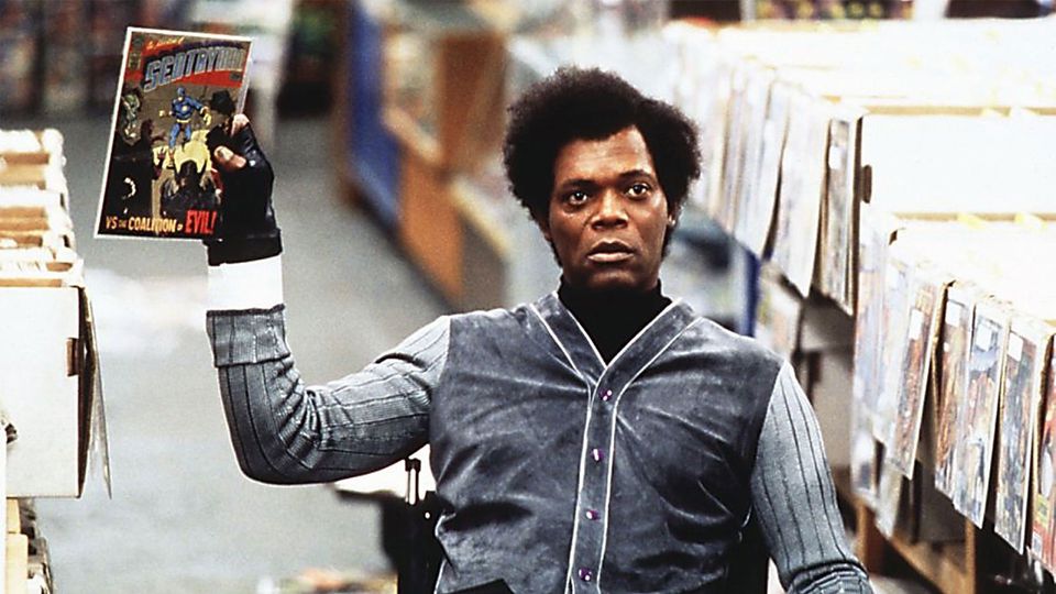 TheAVClub's tweet photo. 15 years ago Unbreakable became the superhero movie we need now https://t.co/KvvBr7CeiN https://t.co/mZL7MwIVa5